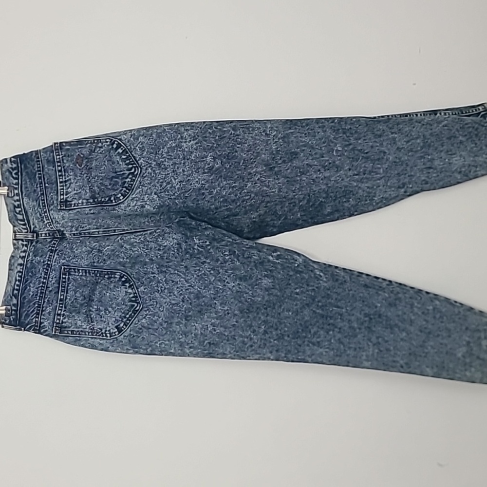 Vintage Chic acid wash dark Mom Jeans. Made in USA - Picture 3 of 7